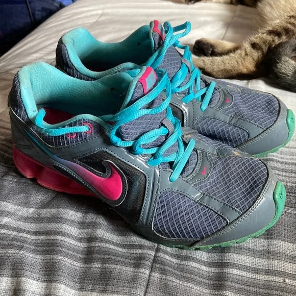Nike Reax Run 8 Women s